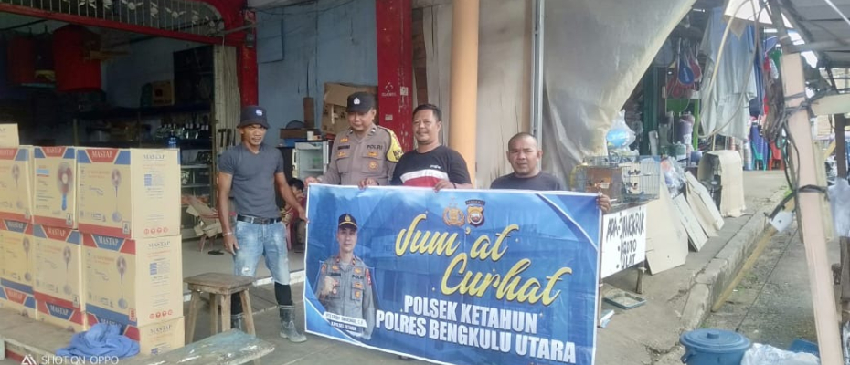Lewat Jumat Curhat, Polsek Ketahun Menjadi Lebih Dekat dengan Masyarakat