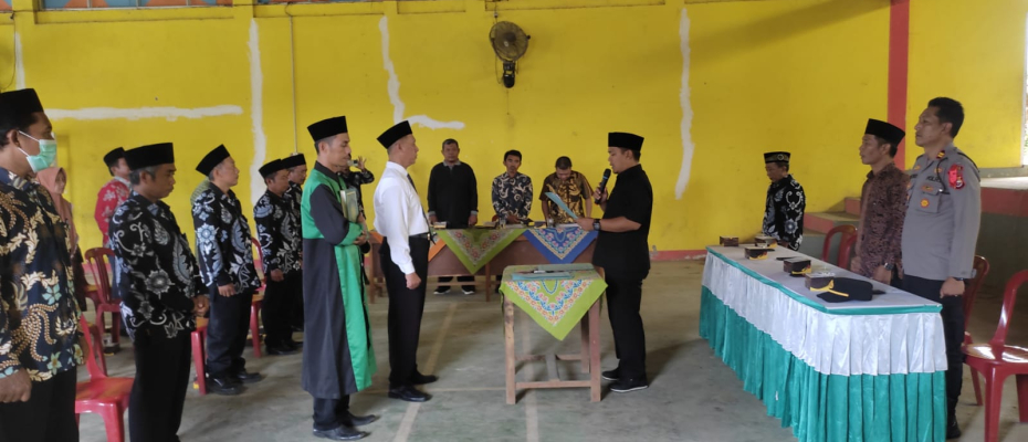 Kapolsek Padang Jaya Hadiri Acara Pelantikan dan Sumpah Janji Anggota BPD Desa Padang Jaya