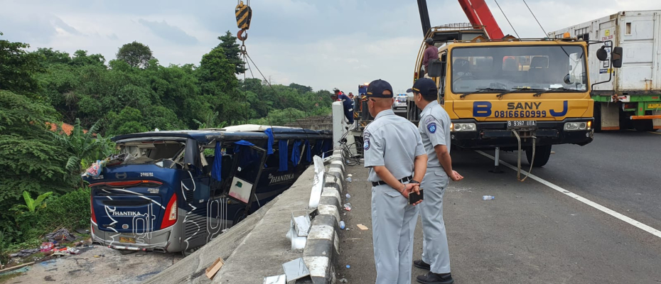 Jasa Raharja Jamin Seluruh Korban Kecelakaan Bus PO Shantika di Tol Pemalang