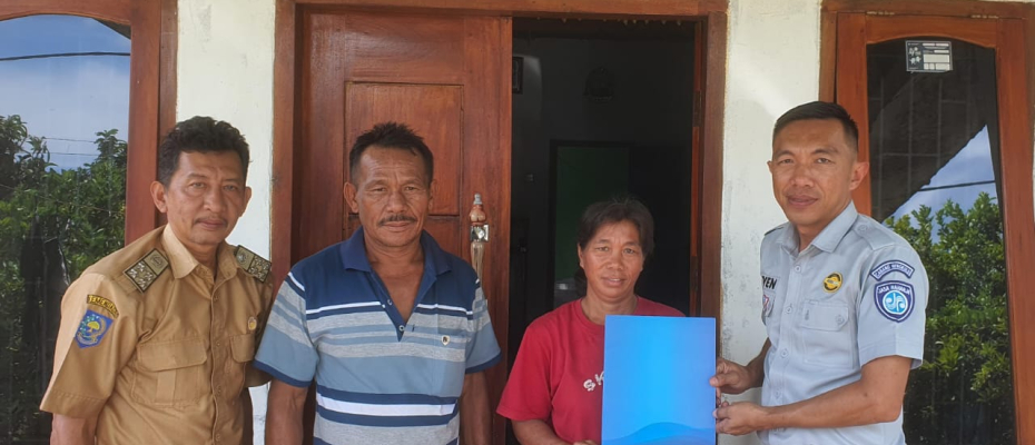 Jasa Raharja Serahkan Santunan Korban Meninggal Dunia Laka Lantas di Desa Pasar Tebat, Bengkulu Utara 