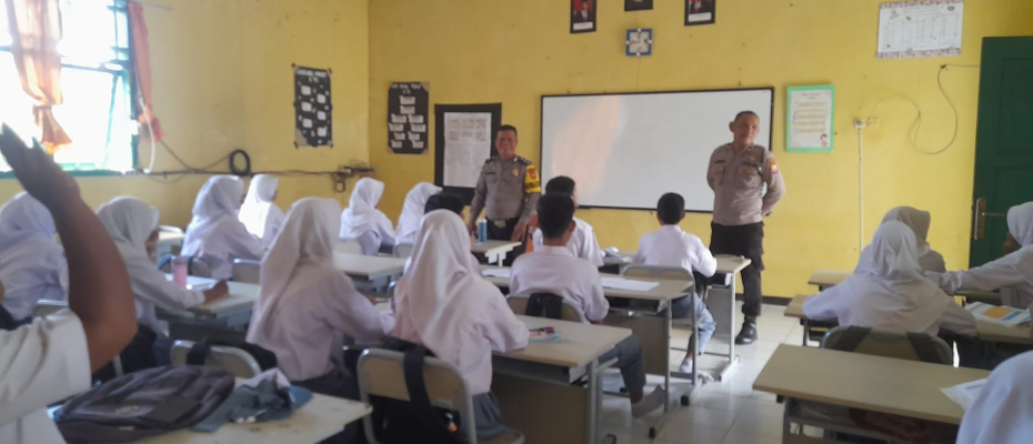 Polsek Giri Mulya lakukan sosialisasi dan penjaringan penerimaan anggota Polri di SMKN 11 BU