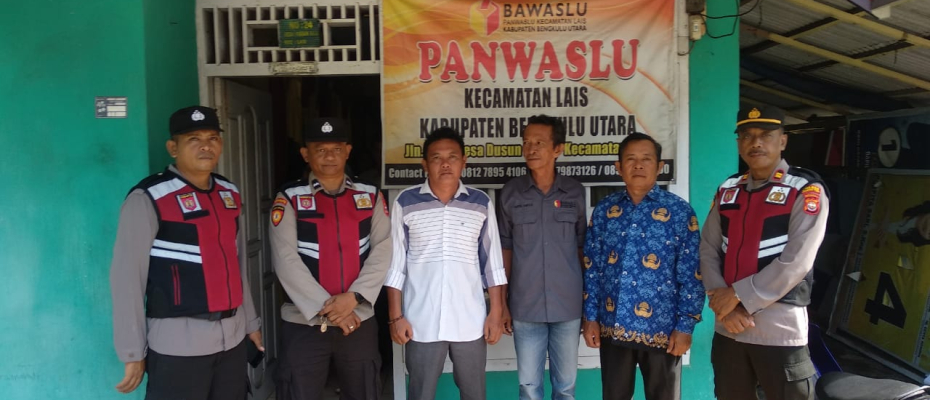 Patroli Ke Sekretariat Panwascam Lais, Polsek Lais Laksanakan Koordinasi