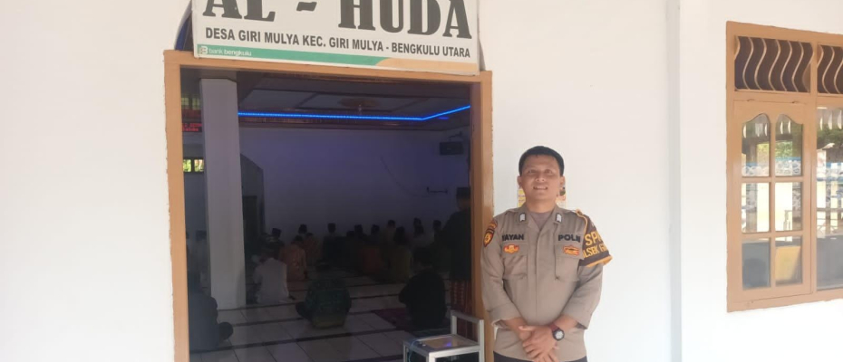 Antisipasi Gangguan Kamtibmas, Polsek Giri Mulya berikan Pengamanan Ibadah Sholat jumat