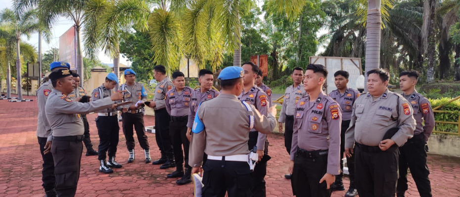 Subsatgas OMB Polres Mukomuko Cek Kelengkapan Kehadiran dan Tampang Personel yang Tetlibat Pemilu 2024