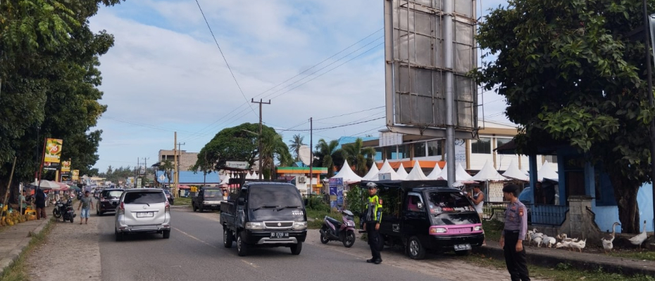 Antisiapasi Kemacetan, Sat Lantas Polres Kaur Atur Lalin di Pasar Ta'jil 
