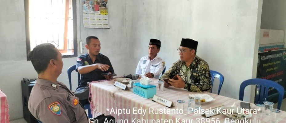 Jaga Kamtibmas Selama Bulan Suci Ramadhan, Polsek Kaur Utara Sambangi Warga Sampaikan Imbauan Kamtibmas 
