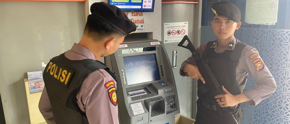 Pengamanan Objek Vital, Personel Polres Kaur Patroli Cek ATM 