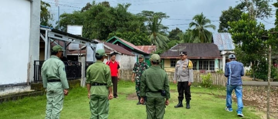 Bhabinkamtibmas Polres Bengkulu Utara Latihan Linmas, dari Wawasan Hingga Baris Berbaris