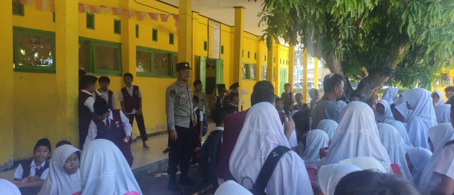 Sampaikan Imbauan Kamtibmas Kepada Pelajar, Polres Kaur dan Polsek Jajaran Laksanakan Police Go To School  