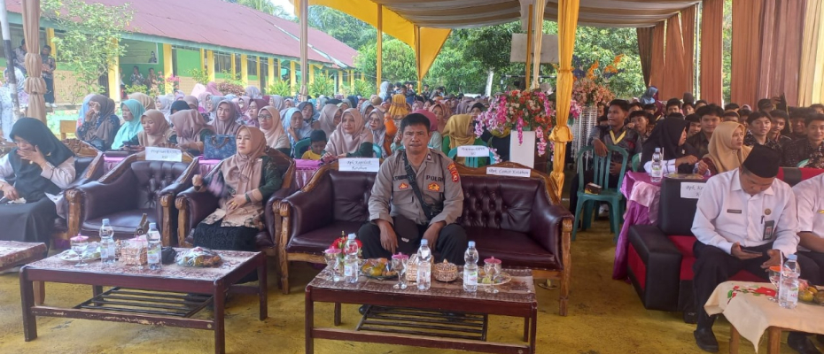 Ucapkan Selamat, Polsek Kerumutan Hadiri Pelepasan MTS 2 Bengkulu Utara Tahun 2024