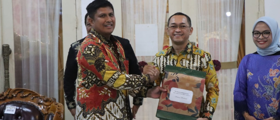 Kapolres Bengkulu Utara Hadiri Pisah Sambut Kajari Bengkulu Utara di Balai Daerah 