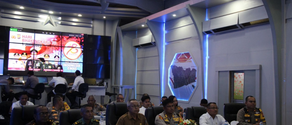 Kapolres Bengkulu Utara Ikuti Vicon  Upacara Pembinaan Tradisi Peringatan Hari Bhayangkara Yang Ke-78 dan Rangkaian Syukuran Hari Bhayangkara 