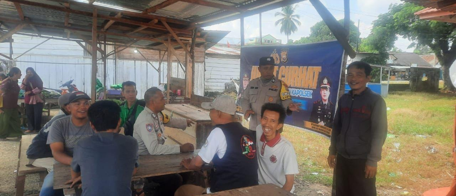 Berikan Rasa Aman dan Ciptakan Kamtibmas, Bhabinkamtibmas Polsek PUT Sampaikan Imbauan Kamtibmas Melalui Jumat Curhat 