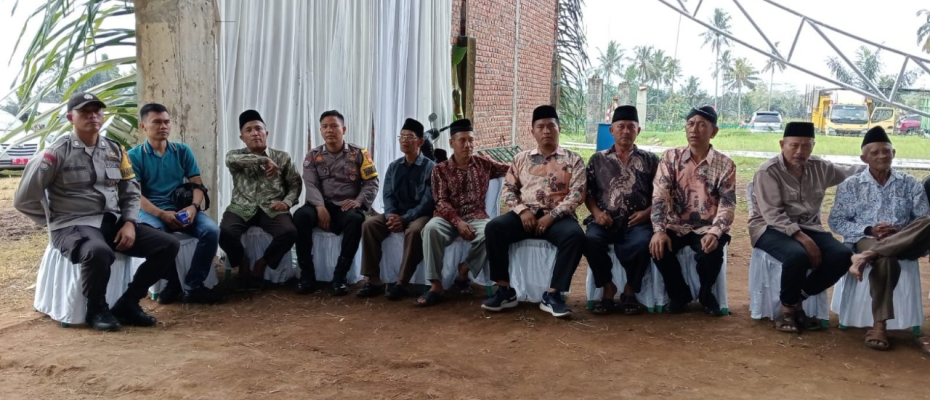 Polsek Sindang Kelingi Hadiri Kegiatan Acara Sedekah Bumi di Desa Belitar Muka 