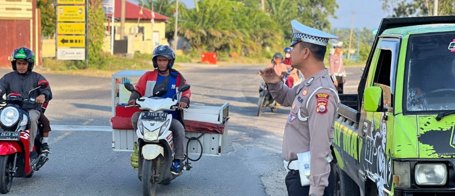 Satlantas Polres Kaur Rutin Melaksanakan Pengaturan Lalu Lintas, Bentuk Pelayanan di Pagi Hari