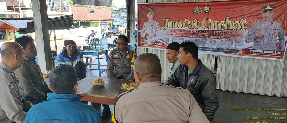 Polsek Sindang Kelingi Gelar Jumat Curhat Sampaikan Pesan Kamtibmas kepada Warga 