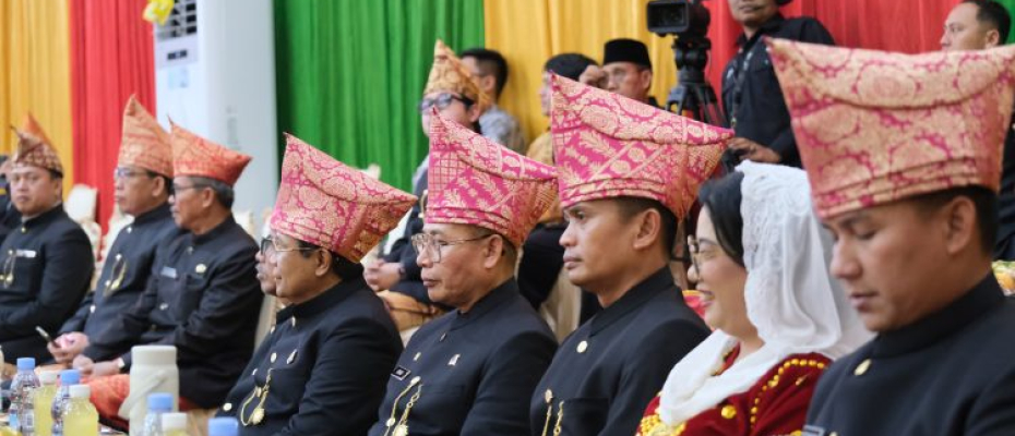 Kapolda Bengkulu hadiri Rapat Paripurna DPRD Provinsi Bengkulu Peringatan HUT Bengkulu Ke -56