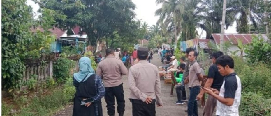 Personil OMP Polsek Sukaraja melaksanakan Pengamanan kegiatan Kampanye pasangan Calon Bupati dan Wakil Bupati No urut 01