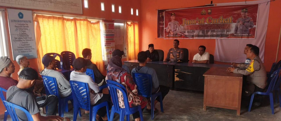 Upaya Ciptakan Rasa Aman, Polsek Sindang Kelingi Gelar Jumat Curhat Bersama Masyarakat 