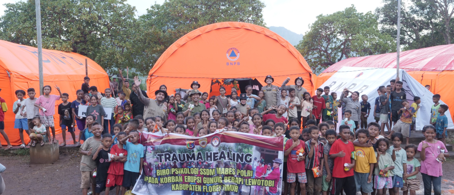 Polri Kirim Tim Pemulihan Trauma Korban Terdampak Erupsi Gunung Lewotobi