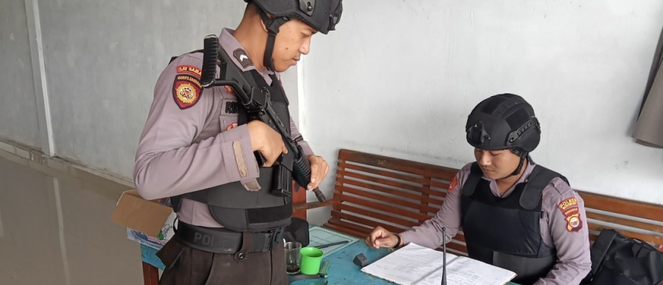 Pastikan Keamanan Jelang Pencoblosan, Polres Mukomuko Rutin Cek Gedung Logistik KPU