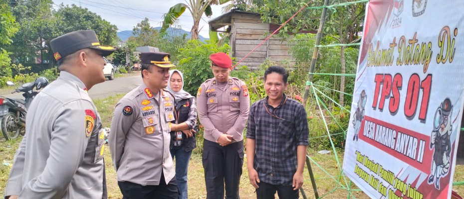 Pastikan Keamanan Tahap Pemungutan Suara Kapolresta Bengkulu Bersama Forkopimda Cek TPS