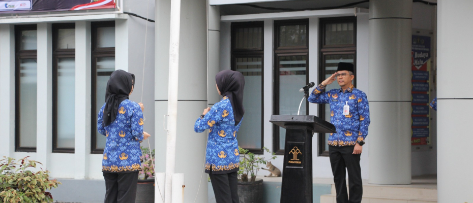 Kantor Wilayah Kementerian Hukum dan Hak Asasi Manusia (Kanwil Kemenkumham) Bengkulu menggelar upacara bendera