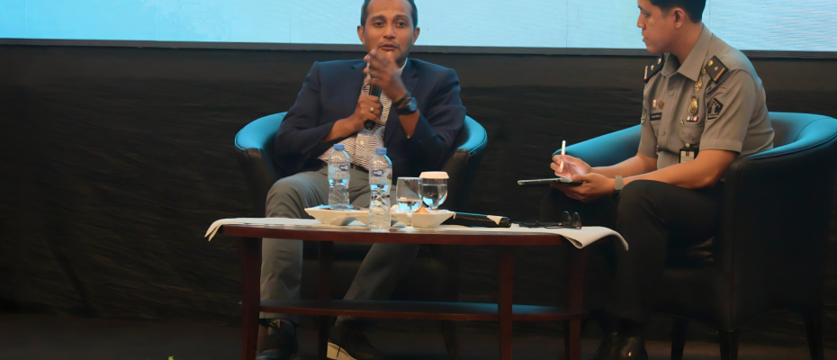 Wakil Menteri Hukum Edward Jadi Narsum Seminar Dengan Tema Mewujudkan Cara Pandang Keimigrasian Strategis dalam Menyongsong Indonesia Emas