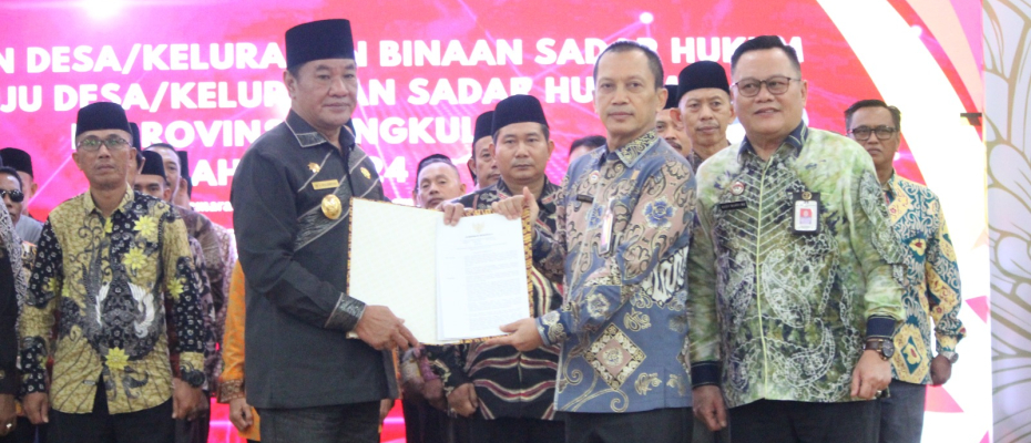 Sebanyak 43 Desa dan Kelurahan di Provinsi Bengkulu Dikukuhkan Kader Sadar Hukum