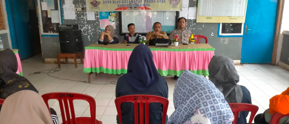 Bhabinkamtibmas Polsek Lebong Atas Hadiri Monev DD dan ADD  di Desa Blau