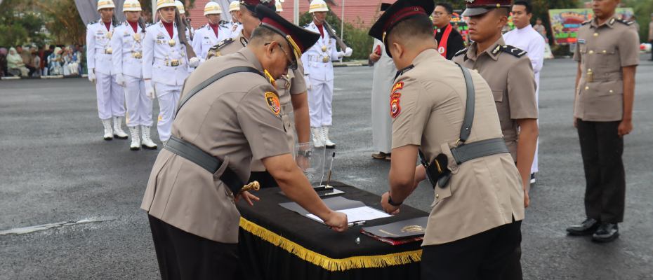 Kapolda Bengkulu Lantik 219 Bintara Baru Di SPN Polda Bengkulu 