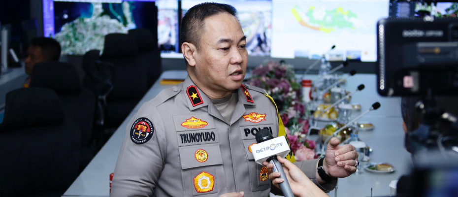 Update Lalu Lintas : Polri Terapkan Contraflow Tol Jakarta-Cikampek lancar