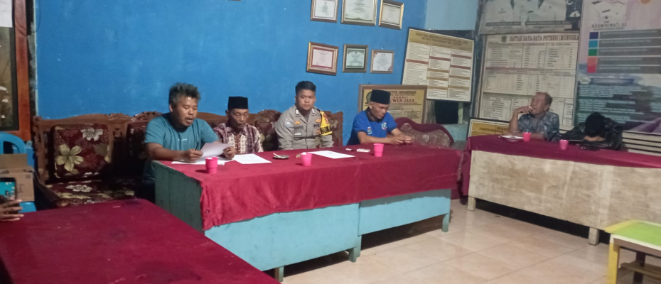 Problem Solving, Bhabinkamtibmas Polsek Lebong Selatan Mediasi Perselisihan Warga di Desa Pungguk Pedaro