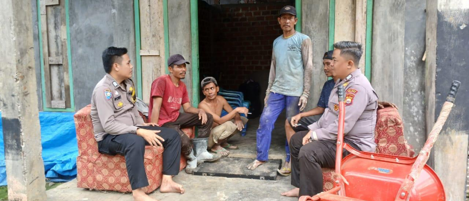 Polsek Talo Gelar Kegiatan Sambang untuk Tingkatkan Keamanan dan Kewaspadaan Masyarakat