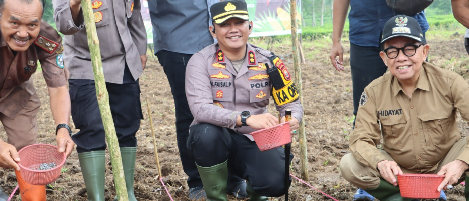 Dukung Program Ketahanan Pangan, Polres Kepahiang Laksanakan Penanaman Jagung Serentak 1 Juta Hektar Seluruh Indonesia