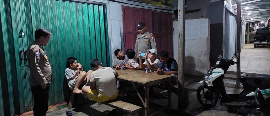 Polsek Seluma Timur Aktif Sambangi Warga untuk Jaga Kamtibmas