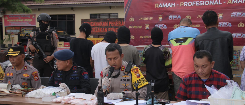 Polres Rejang Lebong Gagalkan Peredaran Narkoba dan Judi Ilegal, Sita Mesin Jackpot dan Narkotika di Binduriang
