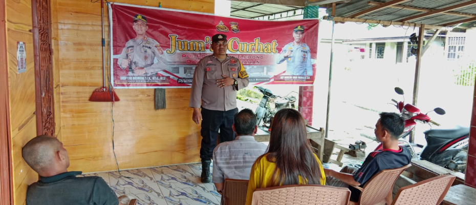 Polsek Kotapadang Gelar "Jumat Curhat" di Desa Durian Mas